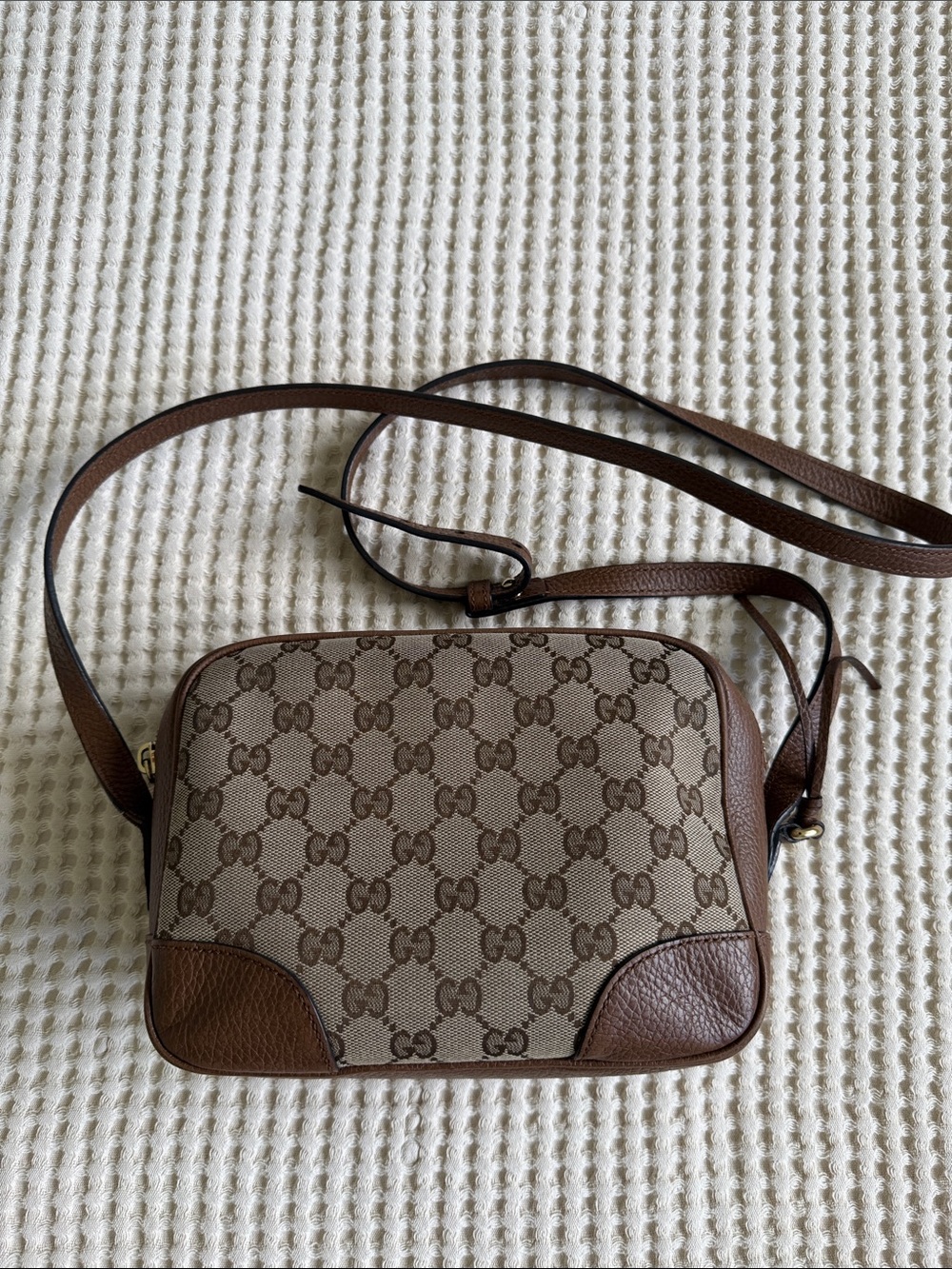 Gucci Brown Authentic GG Canvas Messenger Crossbody